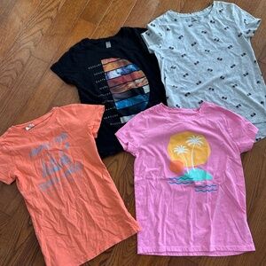 Bundle of girls T-shirts 7/8